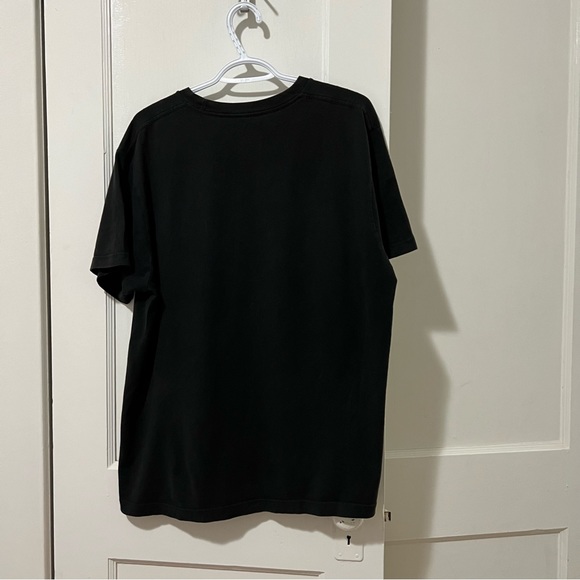 3/$20 ✨ Old Navy Black Graphic T-Shirt - Picture 3 of 5